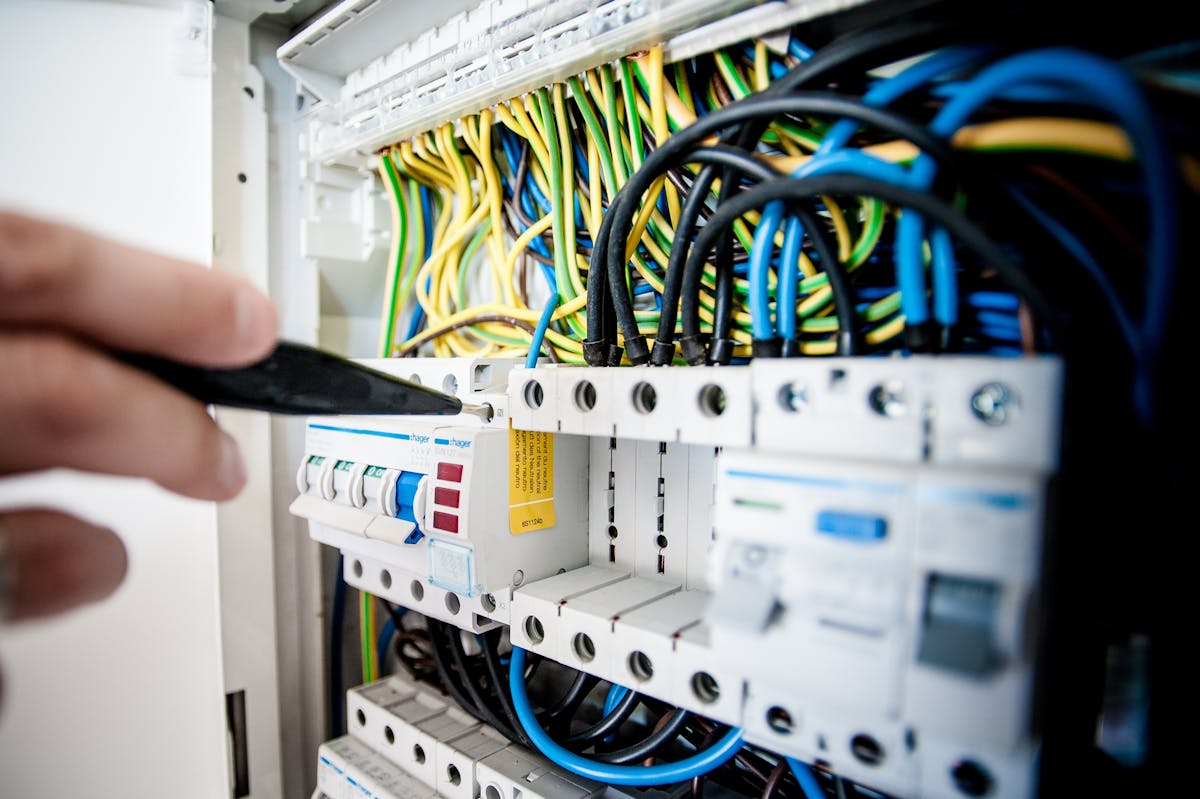 Maintenance et SAV écrans LED par les techniciens Pixelight