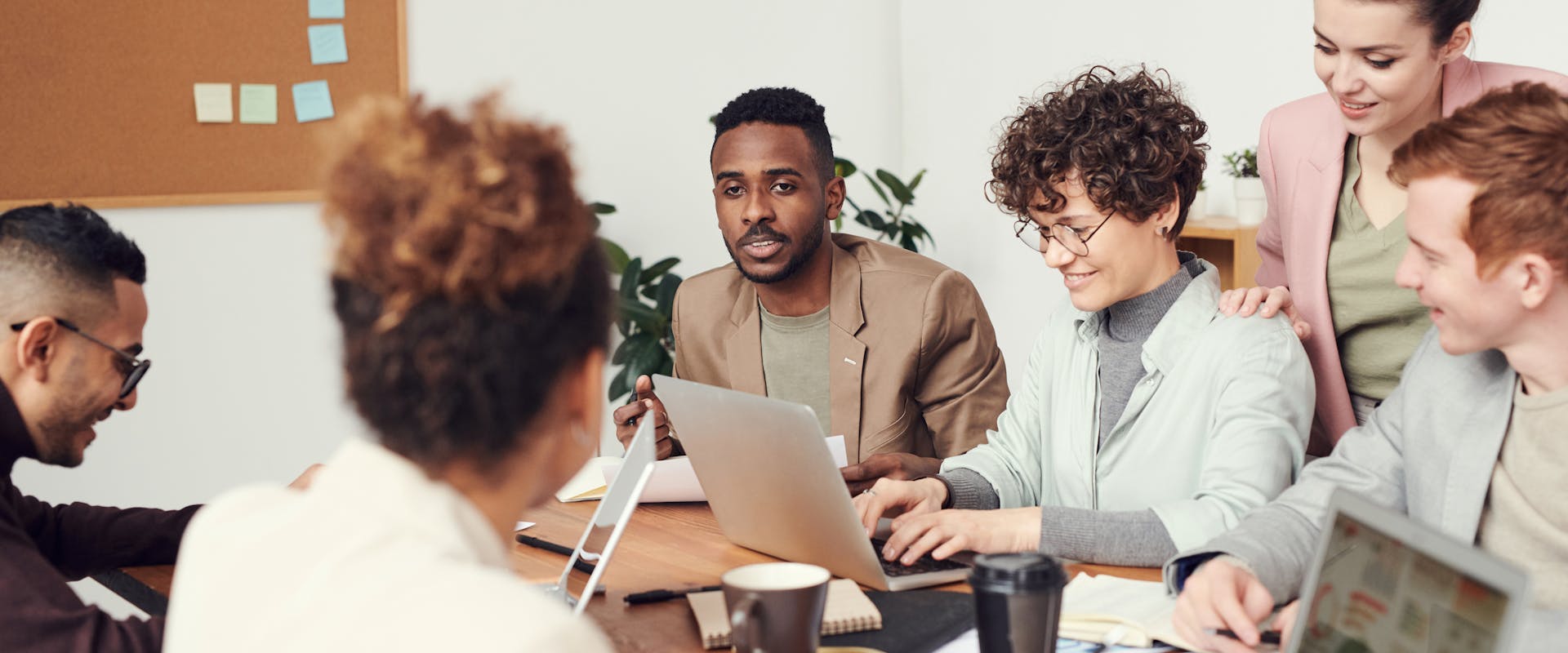 Salle de réunion et formation — Visuall Group